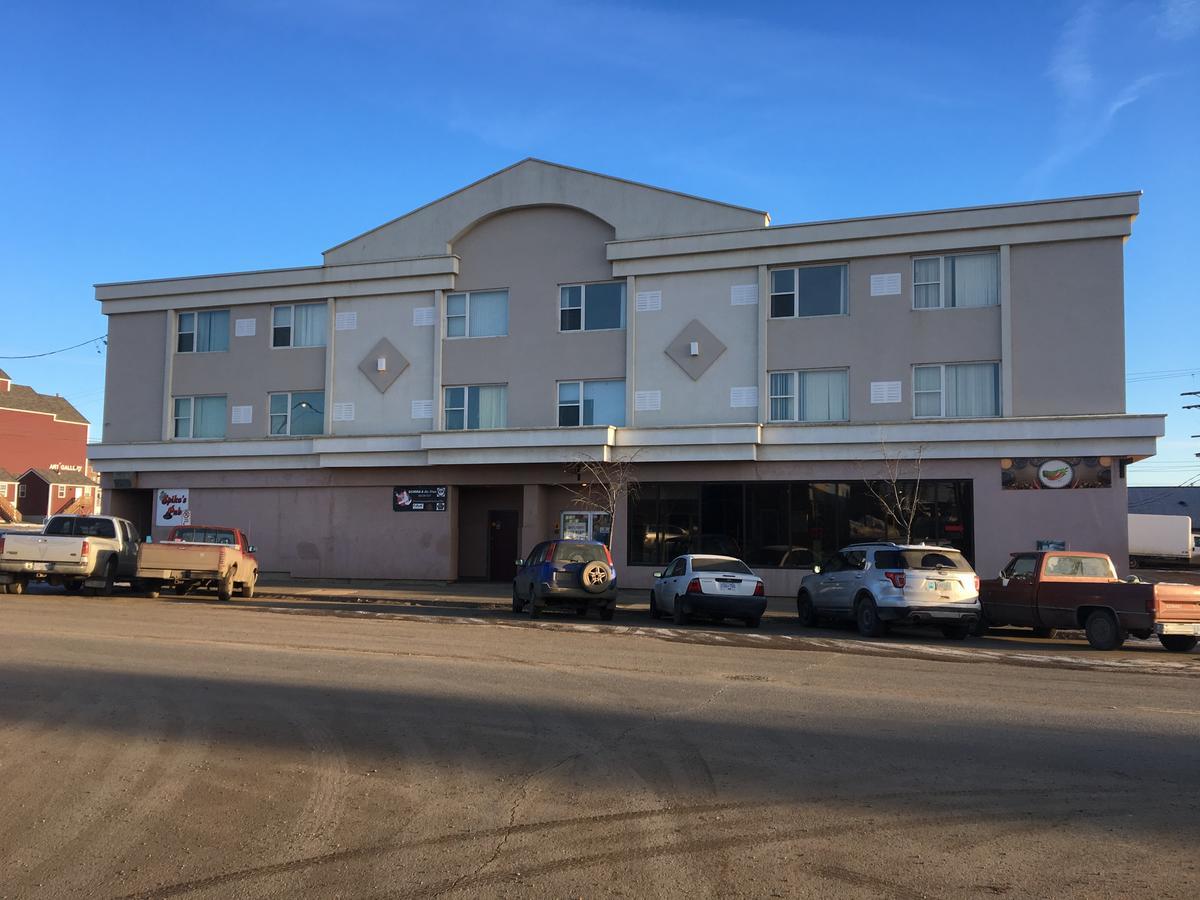 The Silverado Inn Dawson Creek Exterior foto